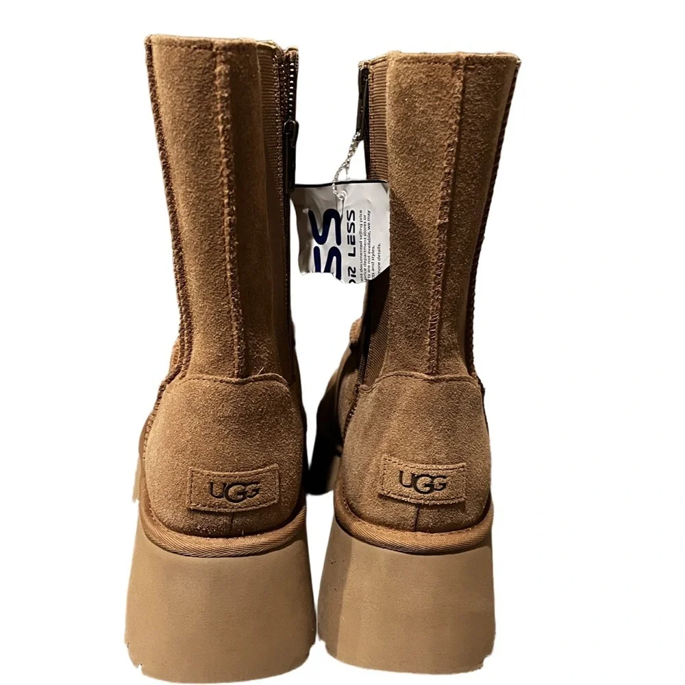NWT UGG classic short platform boots